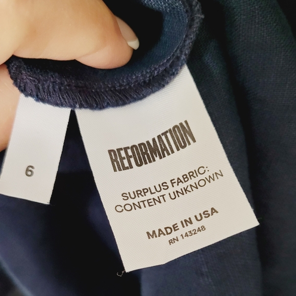 💙Reformation Navy and white halter linen dress Sz 6 - Picture 15 of 16